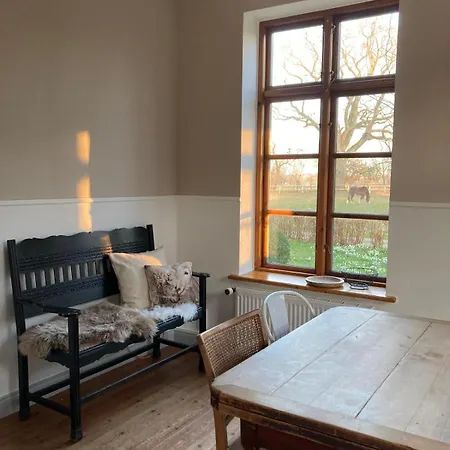 Verwalterhaus Mit Blick Auf Pferdeweide -gut Wittmoldt- Wittmoldt